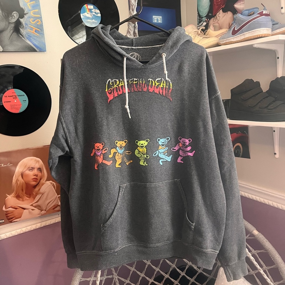 men’s grateful dead hoodie
size medium